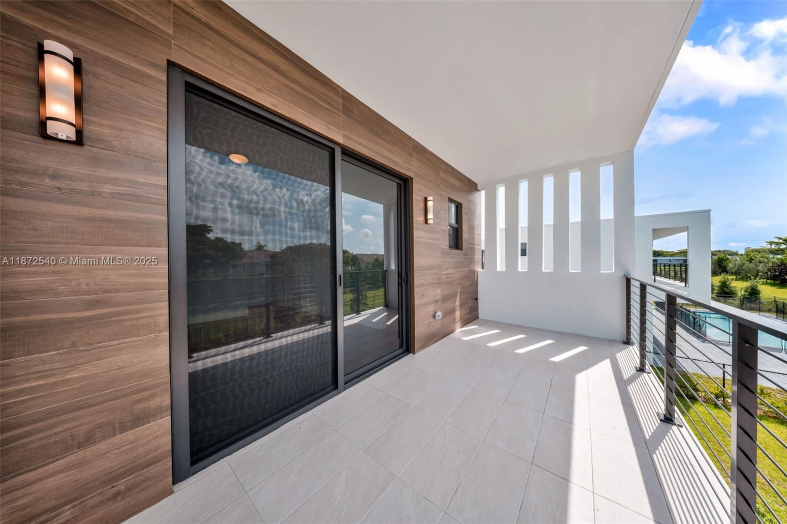 WESTON ESTATES - Residential