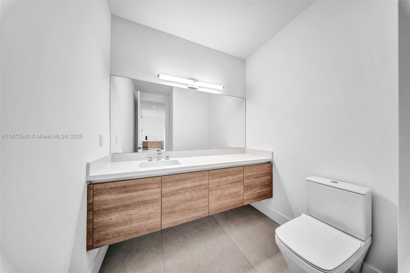 WESTON ESTATES - Residential