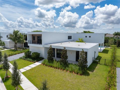 16740 N Botaniko Dr N Weston FL 33326