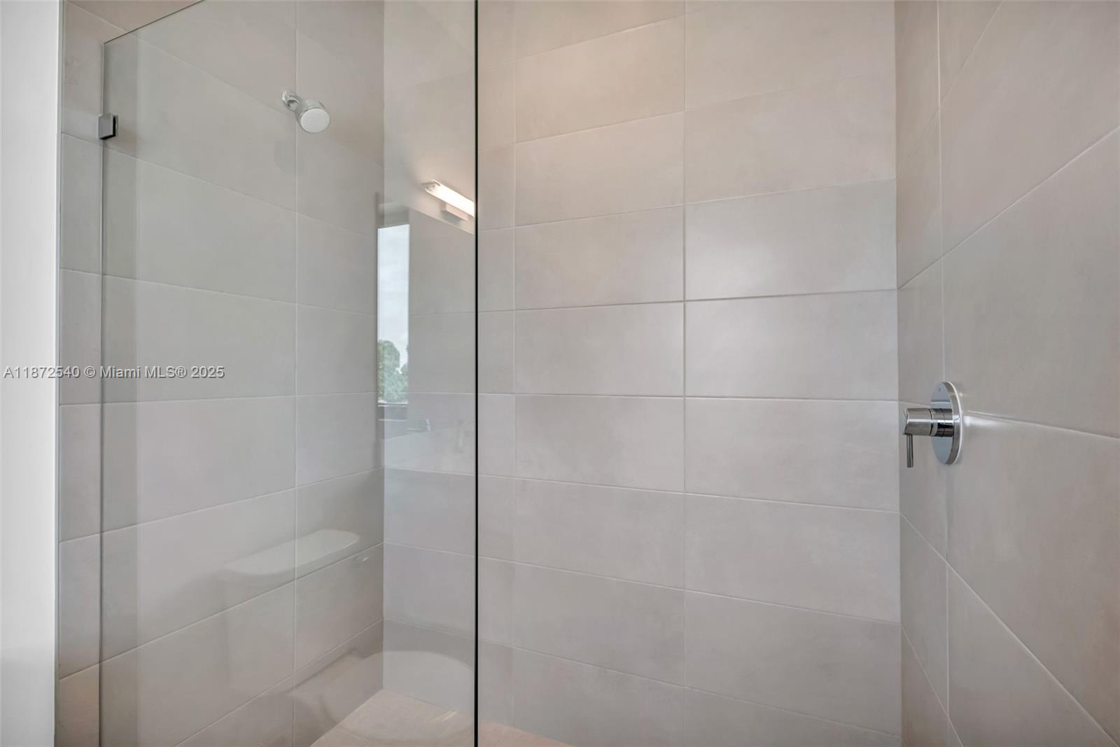 WESTON ESTATES - Residential