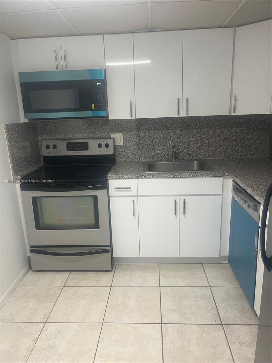1825 W 44th Pl 309