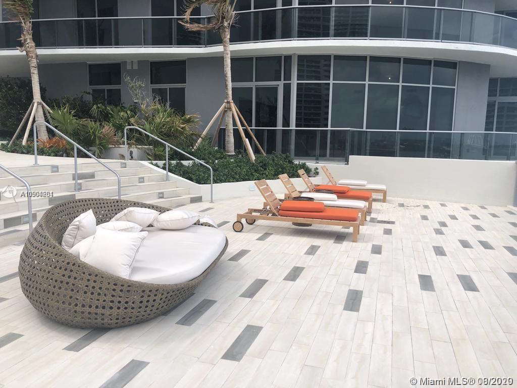 ARIA ON THE BAY - Residential Lease