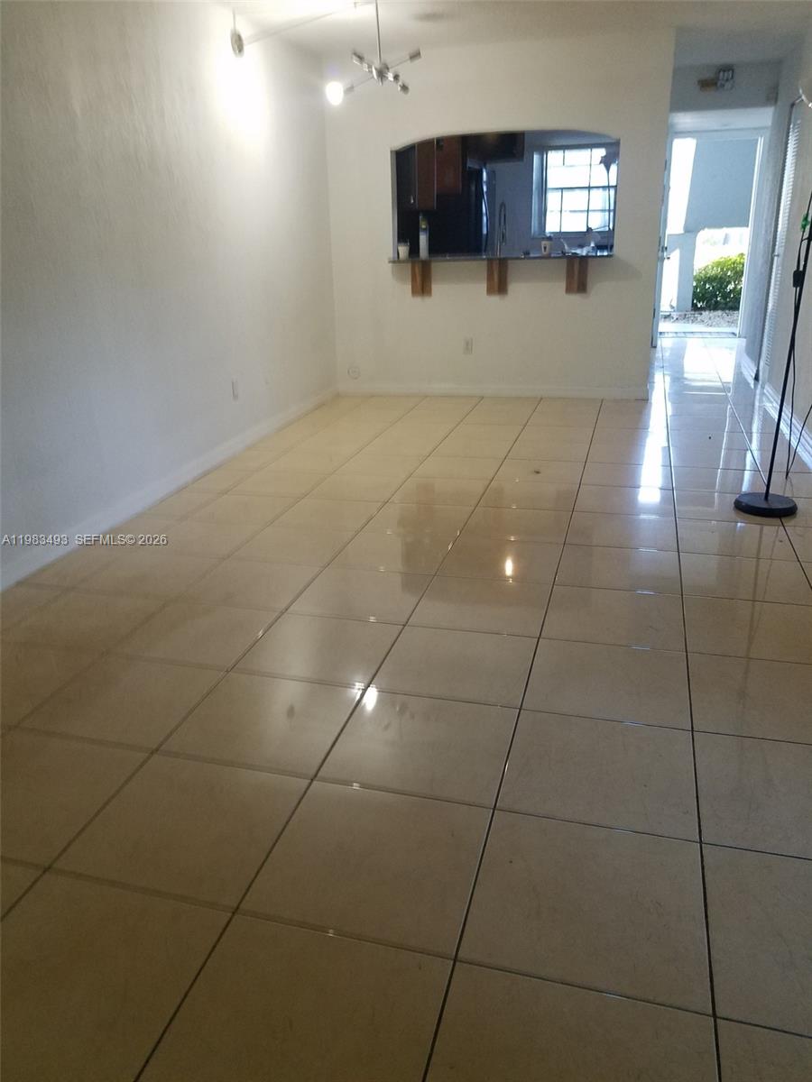 MONTEREY VILLAGE-ONE COND - Residential