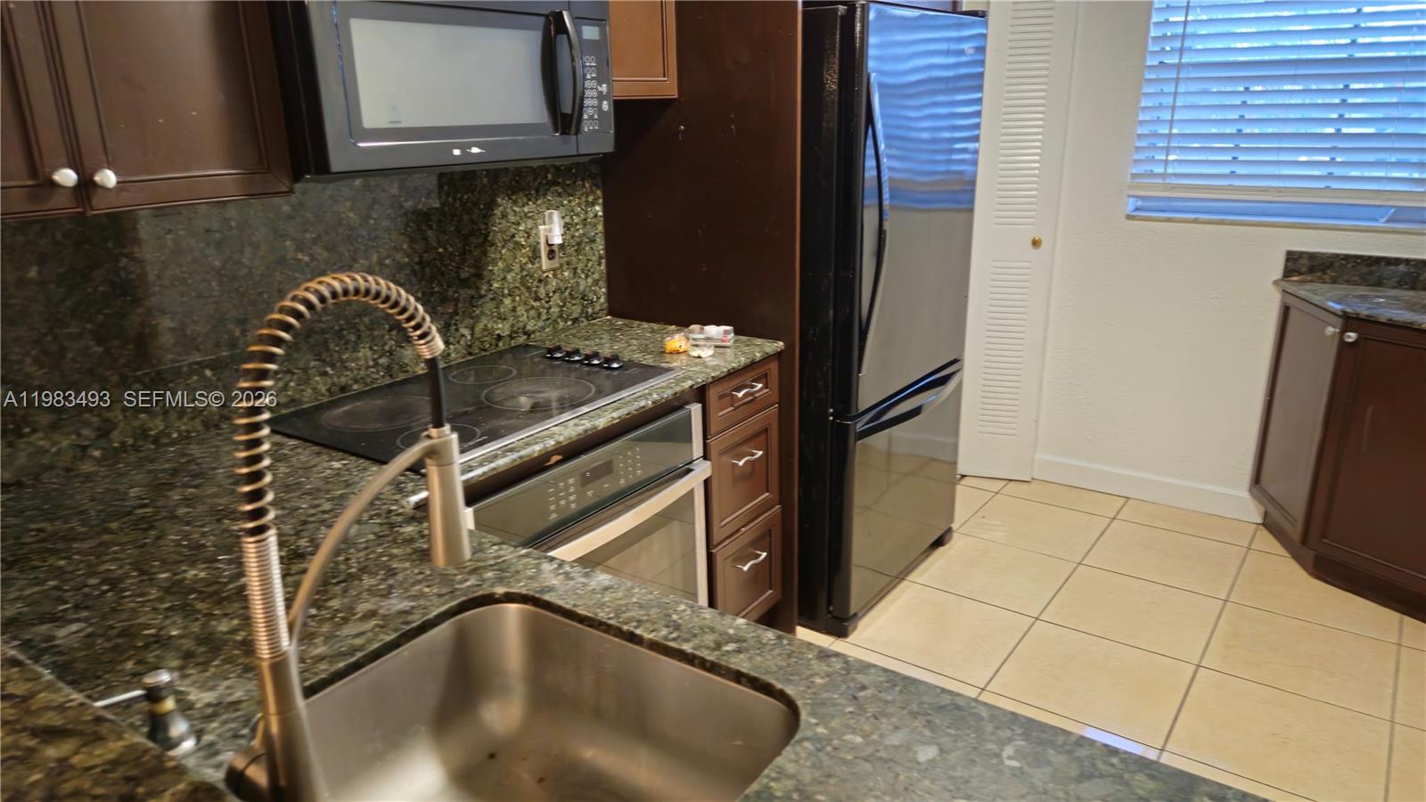 MONTEREY VILLAGE-ONE COND - Residential