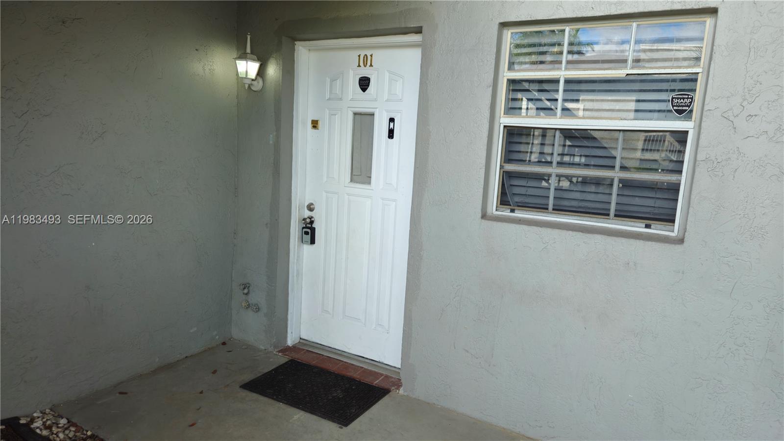 426 NE 210th Cir Ter 101-2