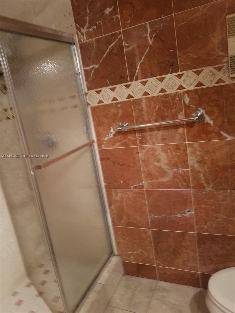 MONTEREY VILLAGE-ONE COND - Residential