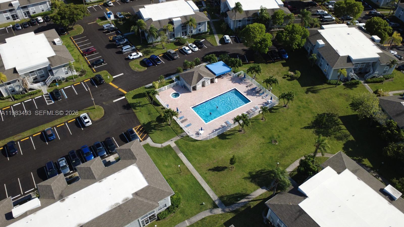 MONTEREY VILLAGE-ONE COND - Residential