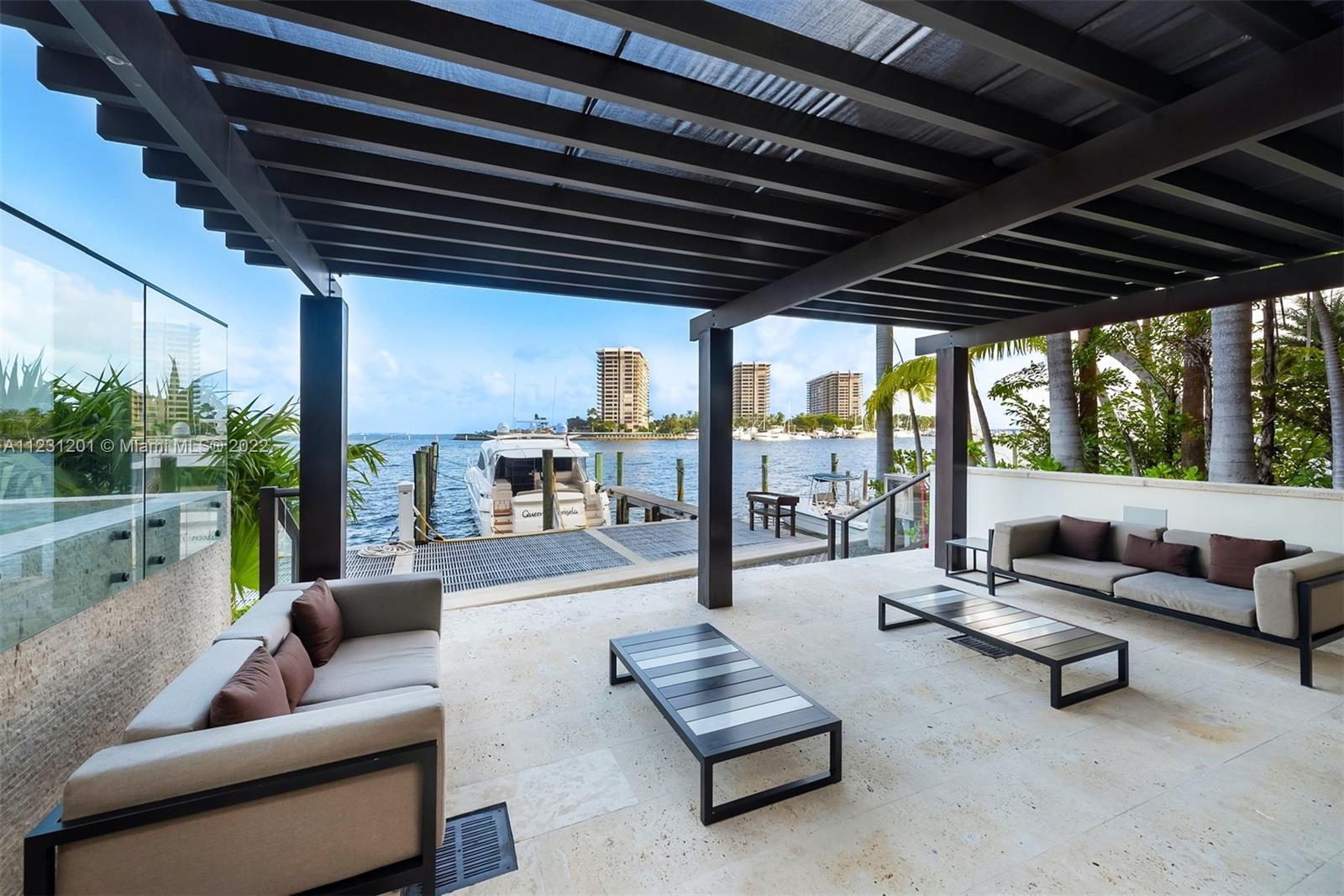RESIDENCES AT VIZCAYA CON - Residential