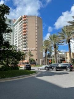 2899 Collins Ave 903, Miami Beach, Miami-Dade County, Florida - 1 Bedrooms  
2 Bathrooms - 