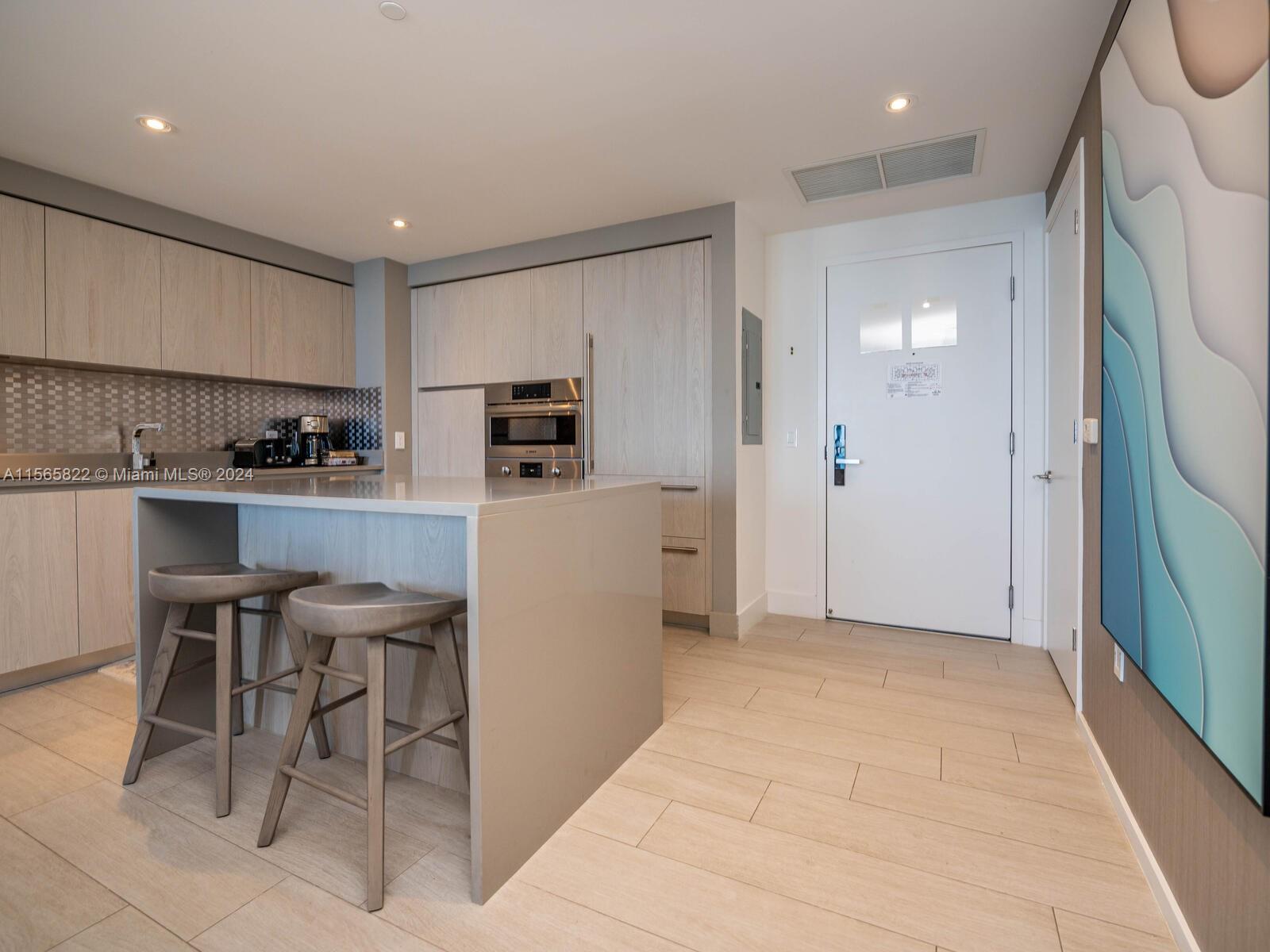 HYDE BEACH HOUSE - Residential