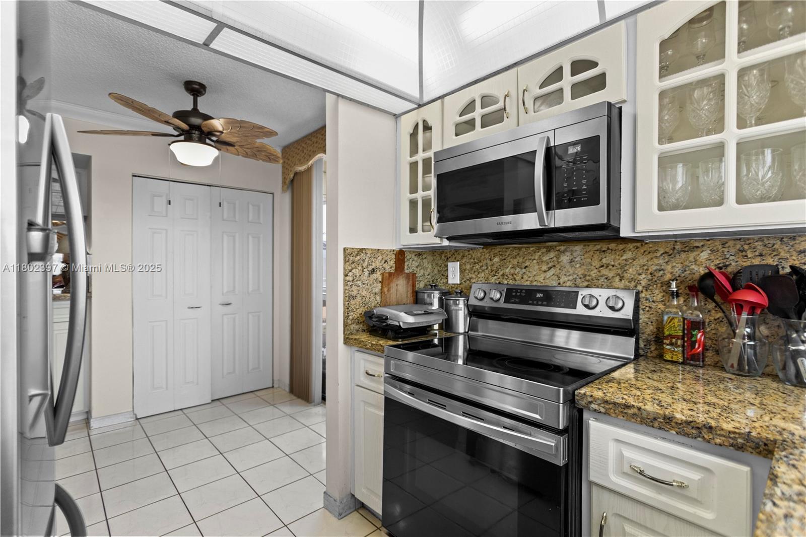 900 Colony Point Cir 523