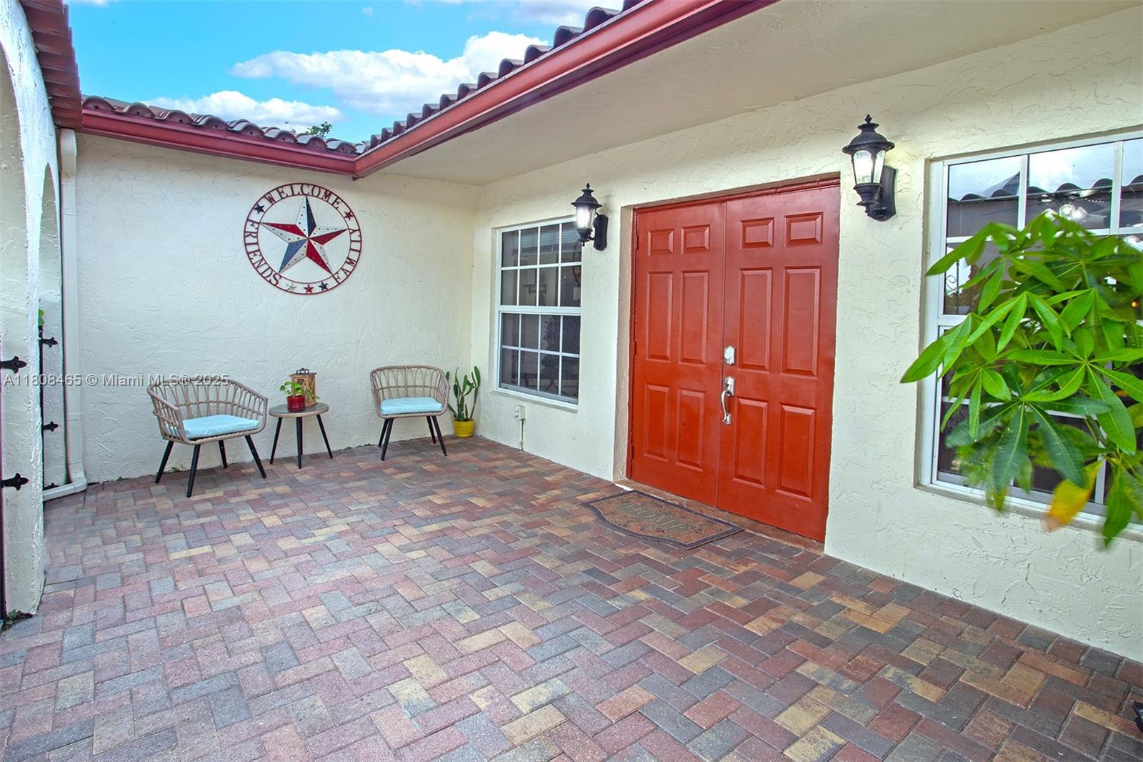 Rental Property at 781 Sw 49th Ter, Margate, Broward County, Florida - Bedrooms: 4 
Bathrooms: 2  - $4,000 MO.