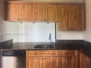 GRENADIER LAKES AT WELLEB - Residential