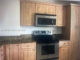 GRENADIER LAKES AT WELLEB - Residential