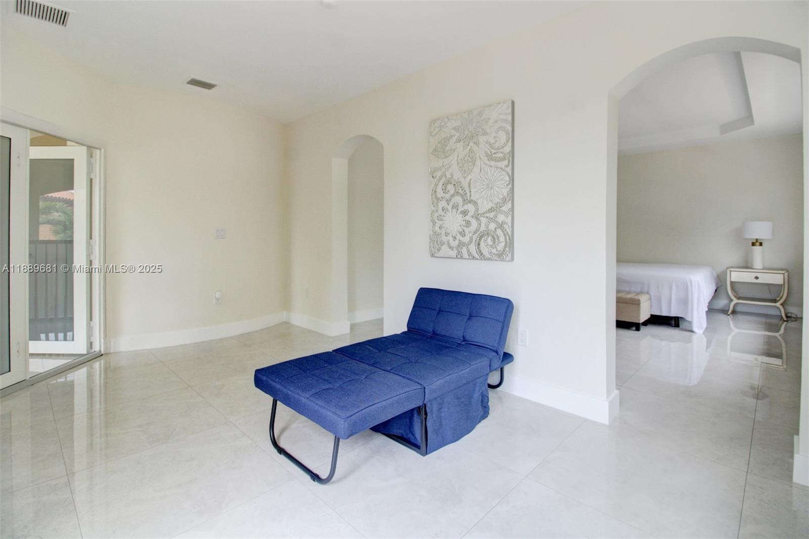 EGRET LAKES ESTATES SECT - Residential