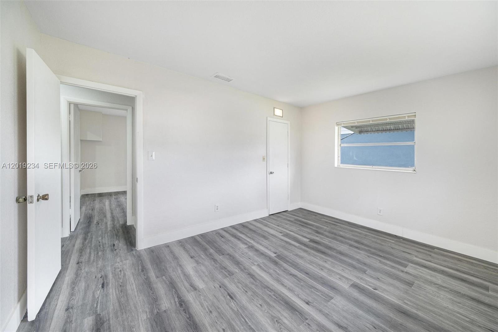 AQUA ISLES - Residential