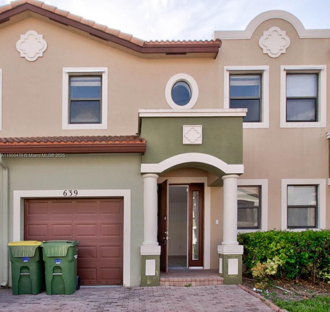 Rental Property at 639 Ne 33rd Ter, Homestead, Miami-Dade County, Florida - Bedrooms: 3 
Bathrooms: 3  - $2,800 MO.