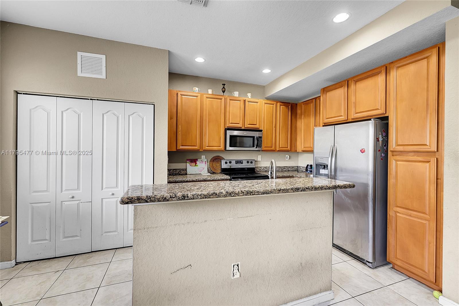 21133 NW 14th Pl