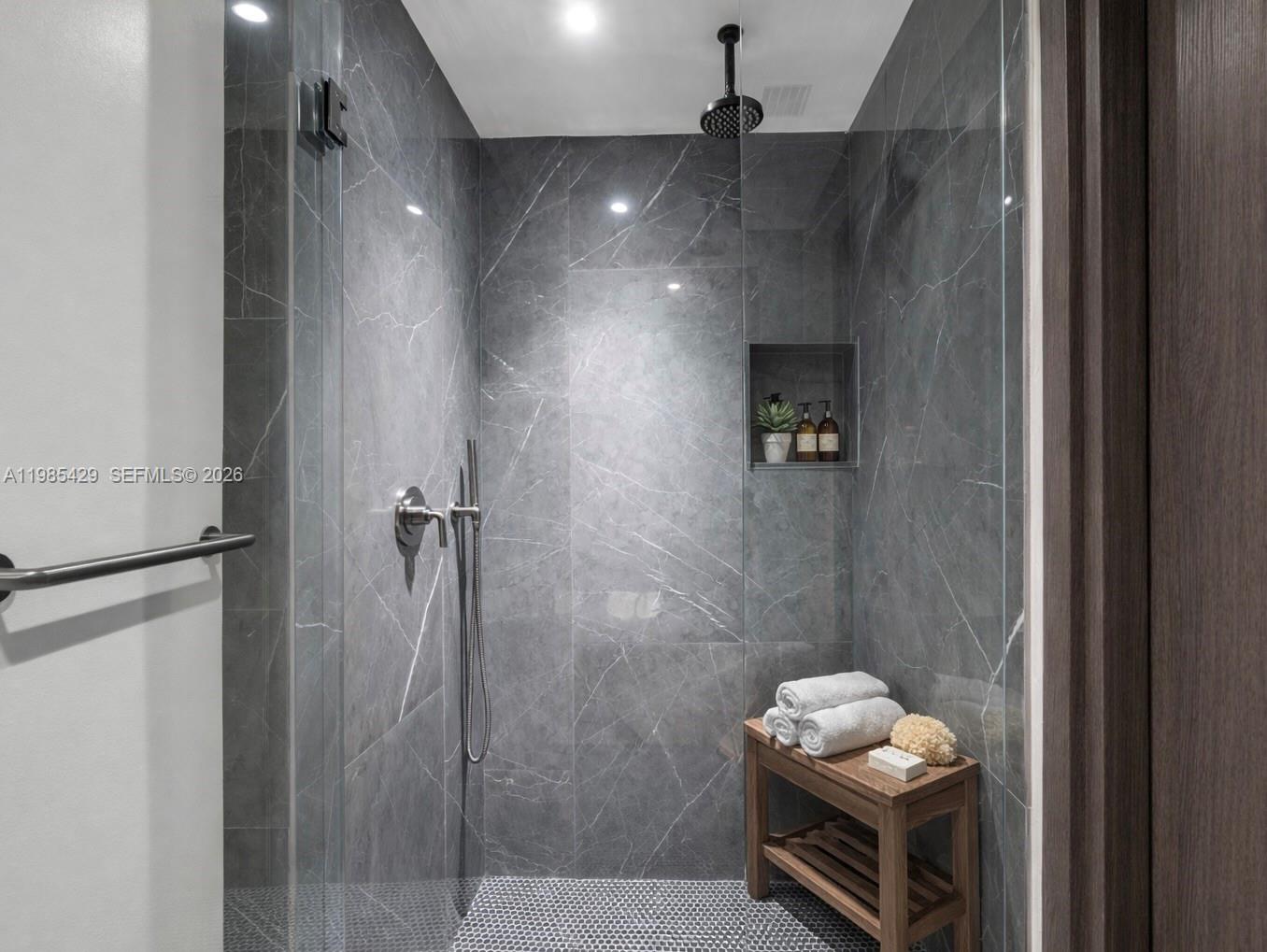 ELEVEN HOTEL AND RESIDENCE - Residential