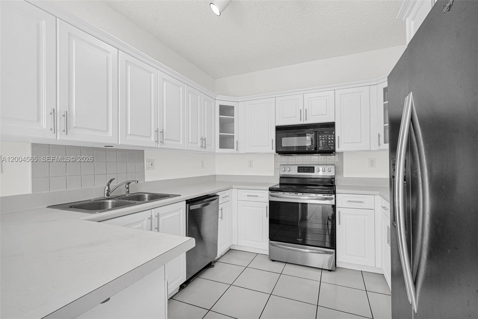 WEST LAKE VILLAGE PLAT - Residential