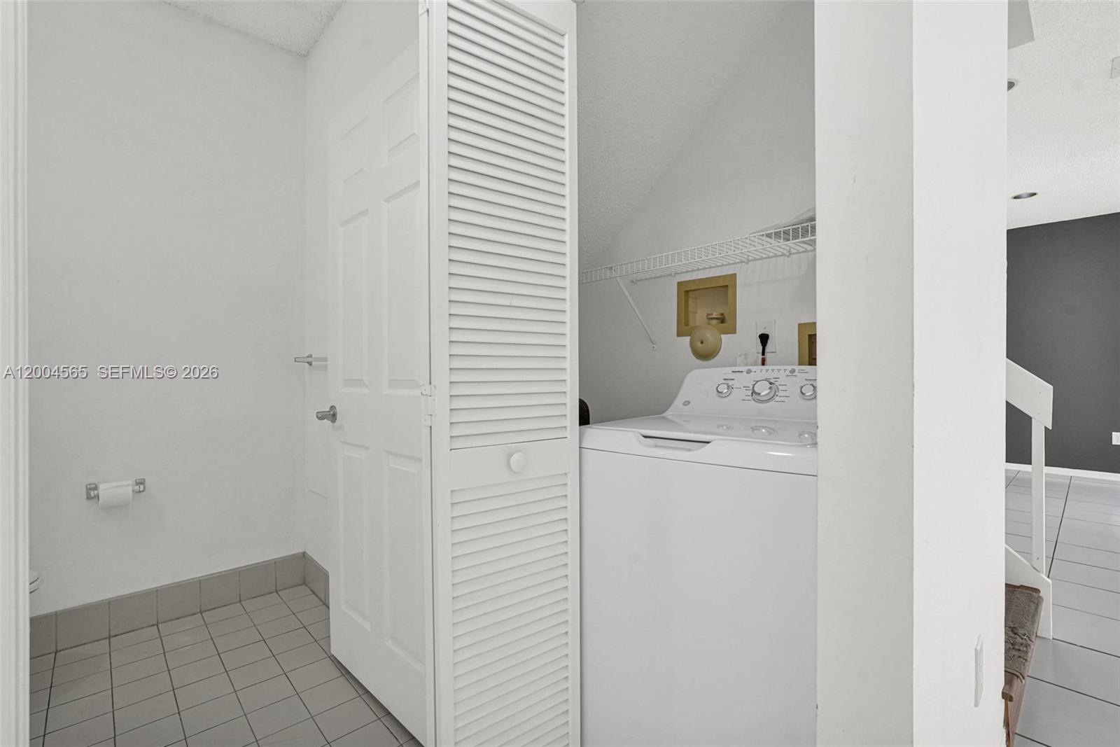 WEST LAKE VILLAGE PLAT - Residential