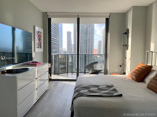 BRICKELL HEIGHTS EAST CON - Residential Lease