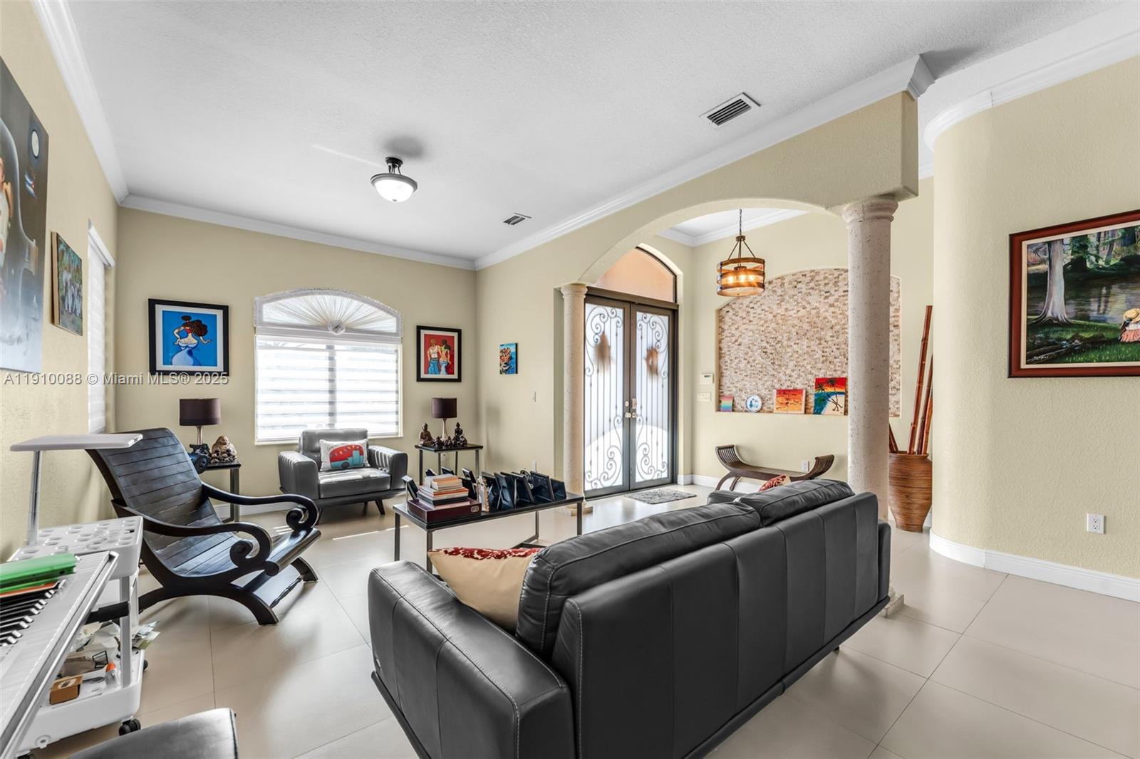 MANDYS ESTATES - Residential