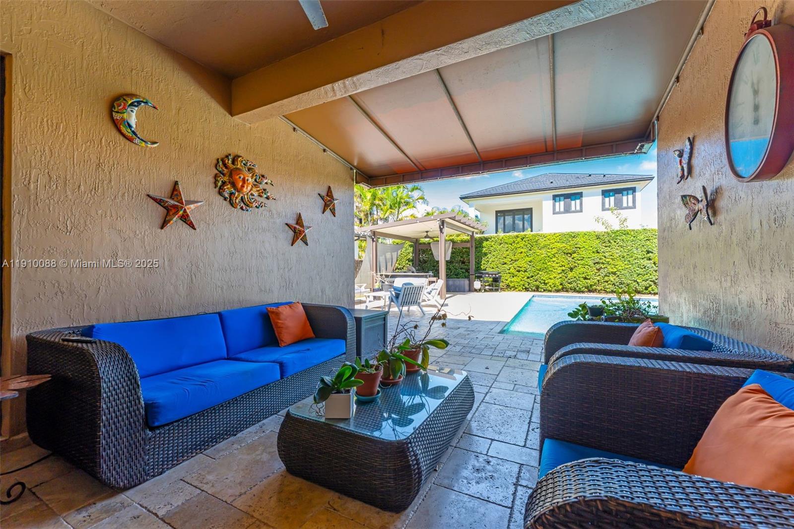 MANDYS ESTATES - Residential