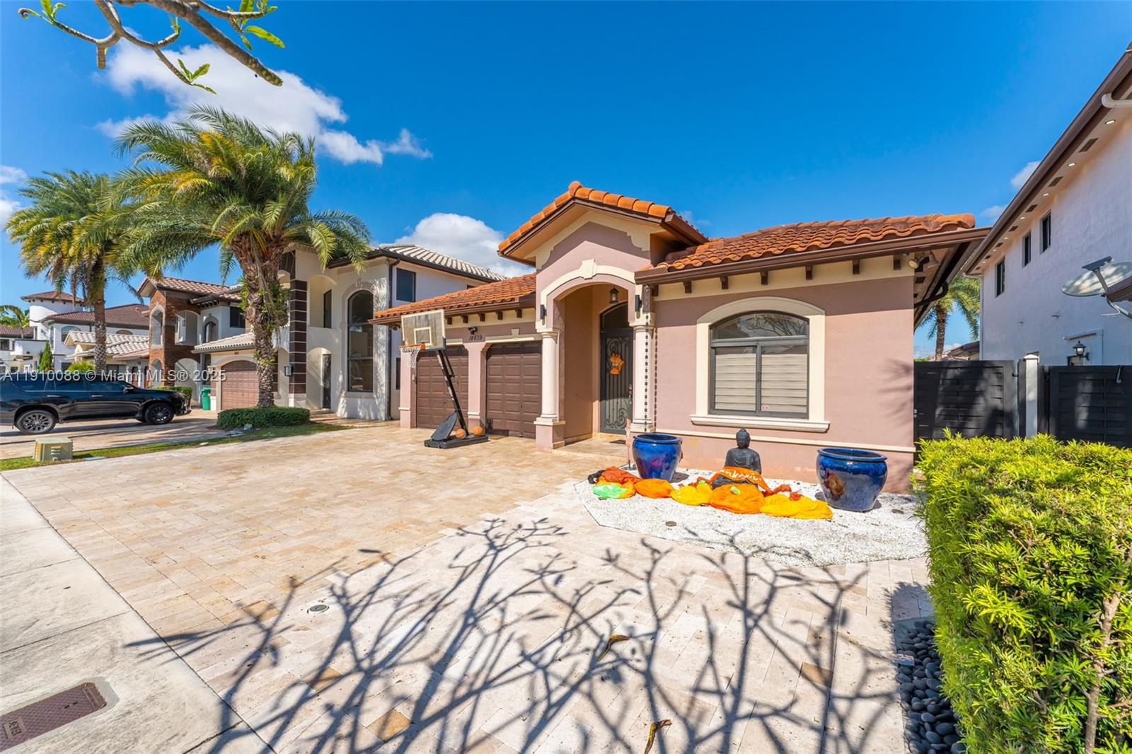 MANDYS ESTATES - Residential