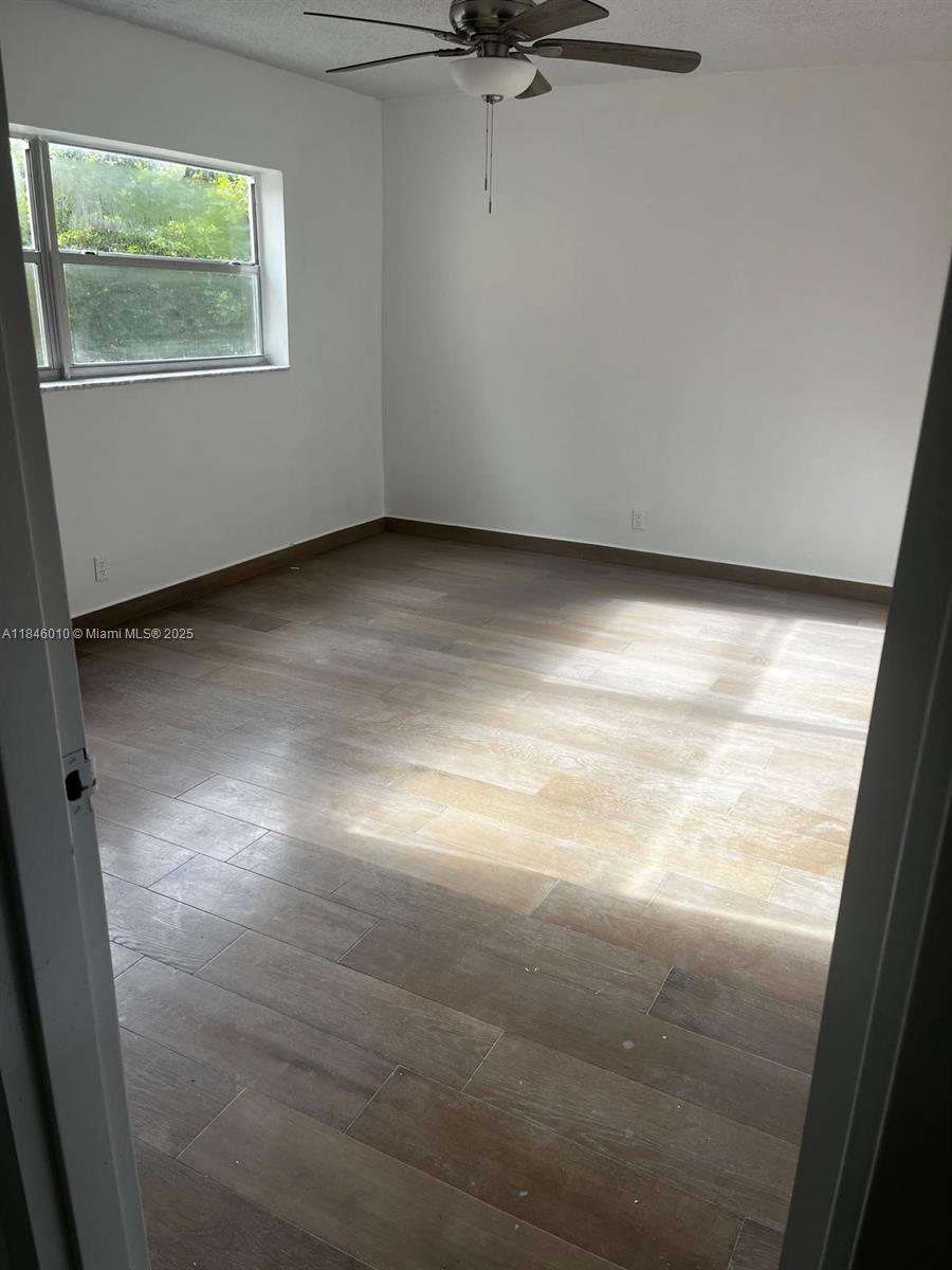 ORIOLE GOLF & TENNIS CLUB - Residential Lease