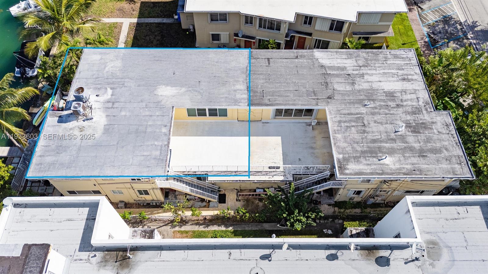 1925 CALAIS DRIVE A CONDO - Residential