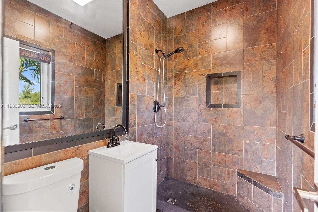 1925 CALAIS DRIVE A CONDO - Residential