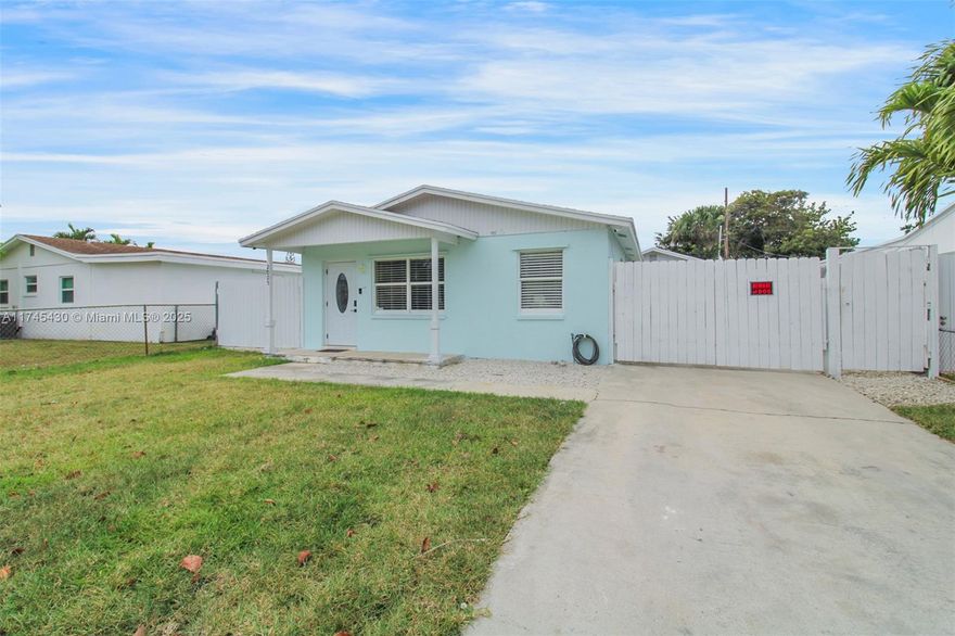 A MUST SEE!!! mile from Lake Worth Beach and Downtown. 2 Bed 2 bath Maintained home with a Large 24 ft by 12 Master Bedroom. Fenced back yard on a dead and street. Bathrooms and kitchen have been updated. Great neighborhood with friendly neighbors, Garage is currently being used as a bedroom.
