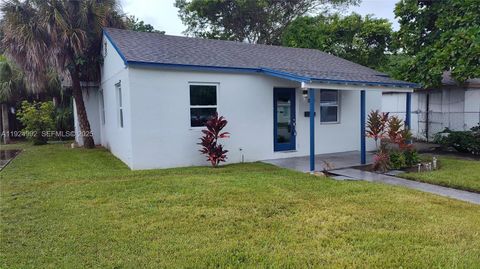 849 W 2nd St A Riviera Beach FL 33404