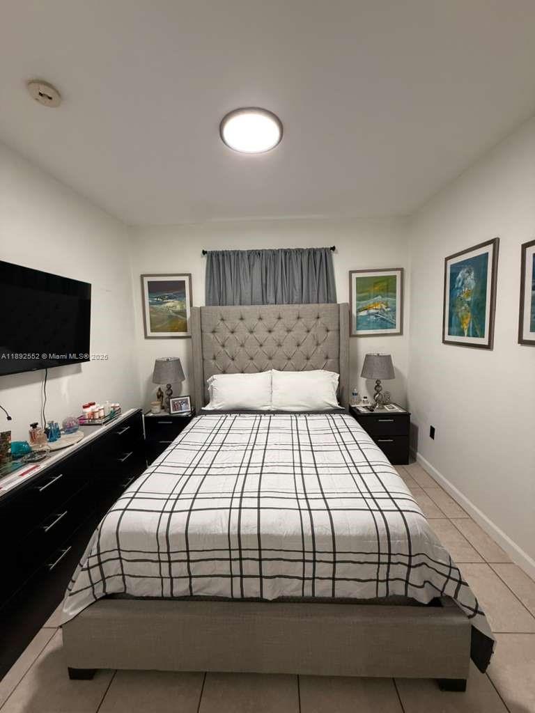 VILLAS AT CARMEL CONDO NO - Residential