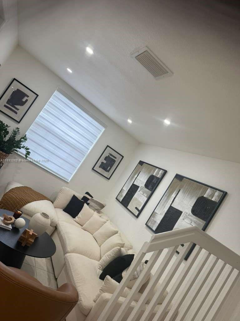 VILLAS AT CARMEL CONDO NO - Residential