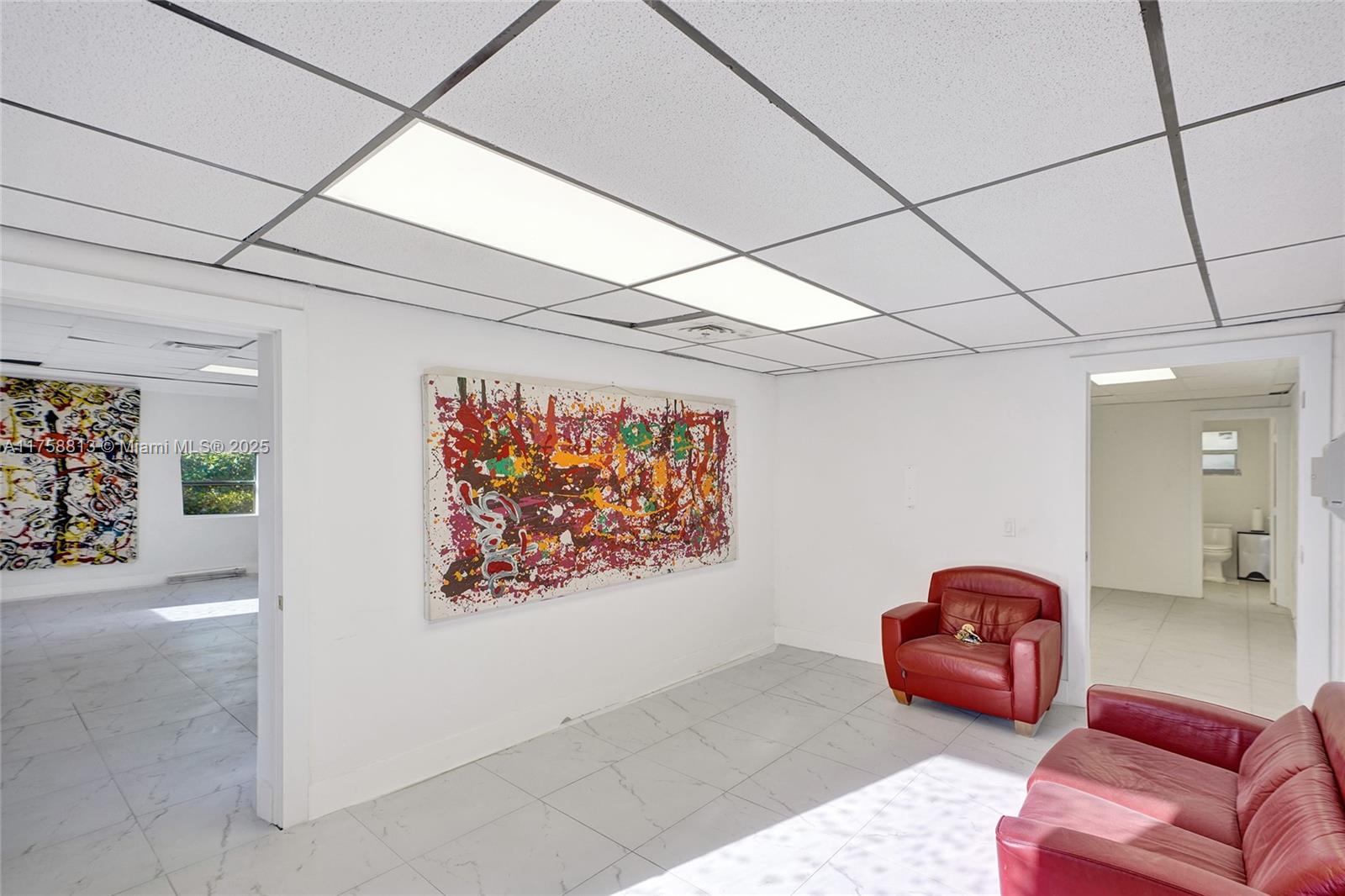 3311 N Dixie Hwy
