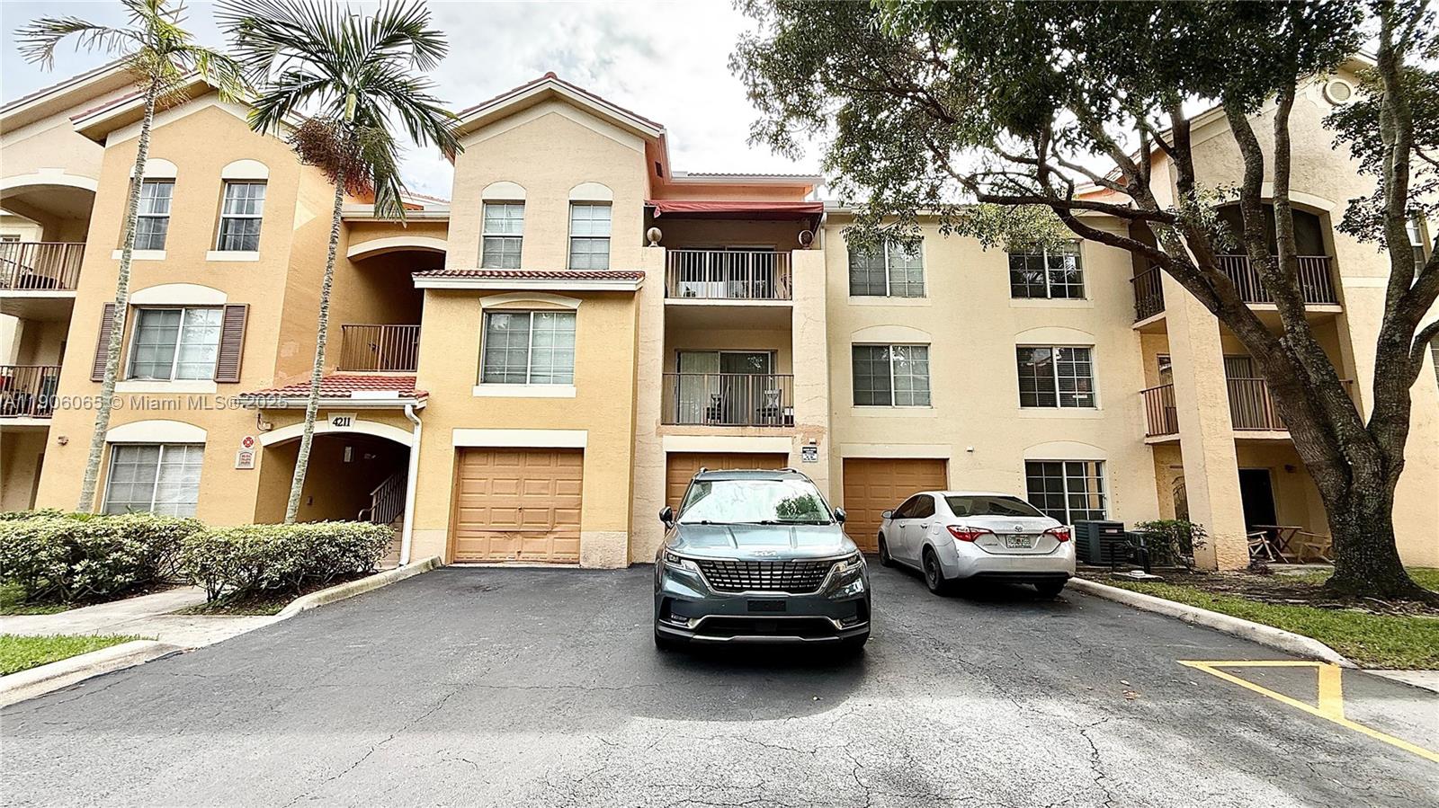 EMERALD ISLE AT LAGUNA LA - Residential Lease