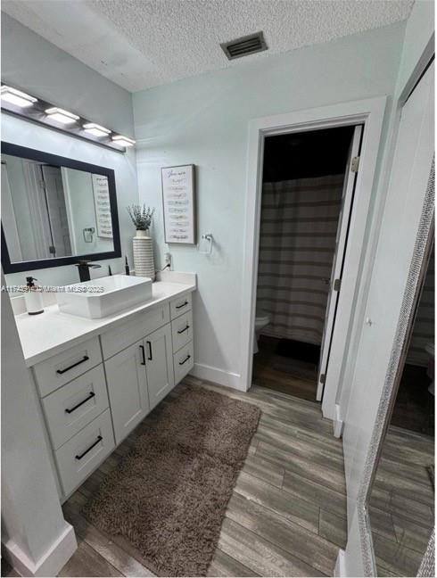 VILLA HOMES AT THE MOORS - Residential