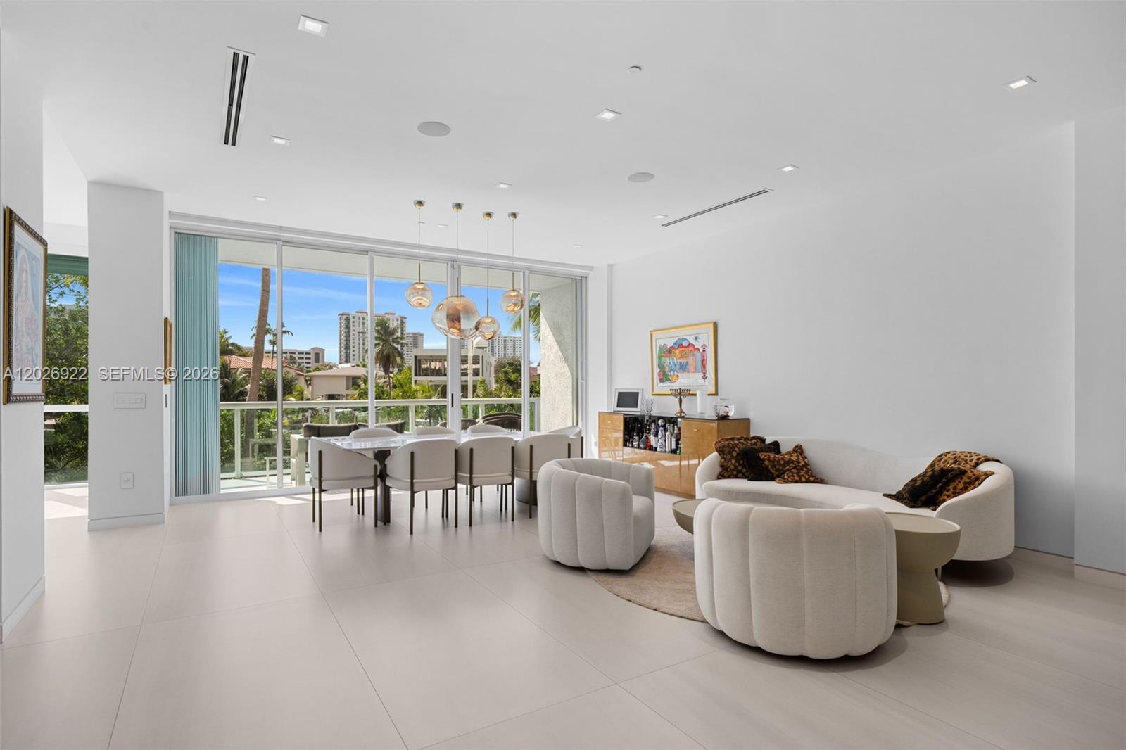 OCEANIA V CONDO - Residential