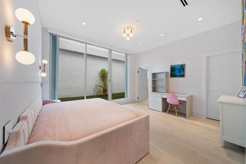 Tiny photo for 16500 Collins Ave #TH-8, Sunny Isles Beach, FL 33160 (MLS # A12026922)