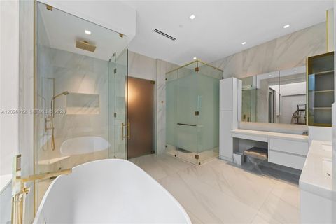 Tiny photo for 16500 Collins Ave #TH-8, Sunny Isles Beach, FL 33160 (MLS # A12026922)