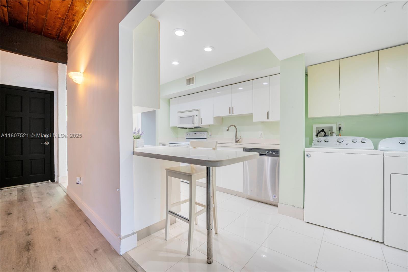 RIVERWOOD SEC 3 - Residential