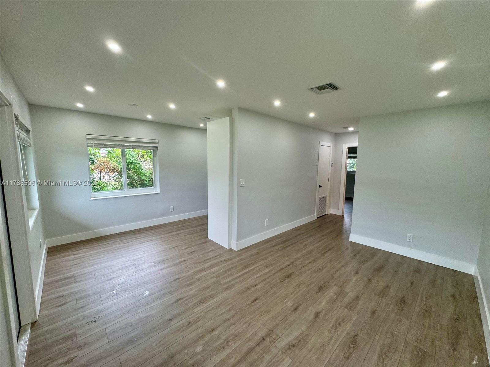 2631 SW 13th Ave