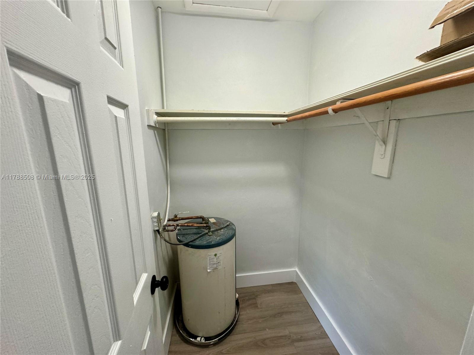 DEVONSHIRE - Residential Income