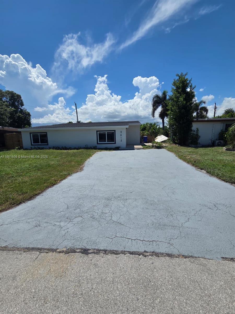 2615 NW 62nd Ave