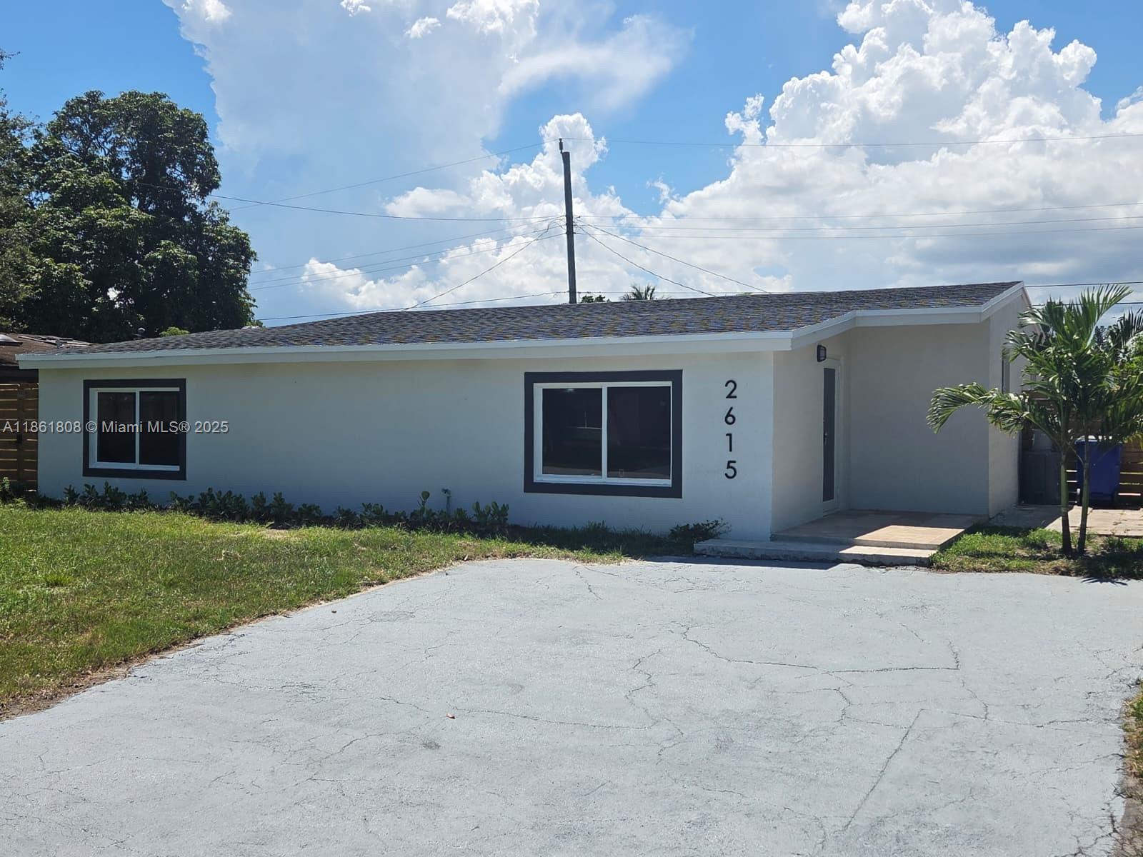 2615 NW 62nd Ave