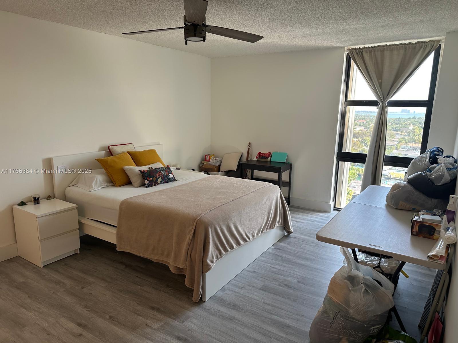 VECINO DEL MAR CONDO - Residential