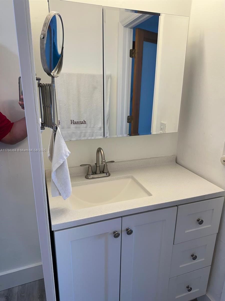 VECINO DEL MAR CONDO - Residential