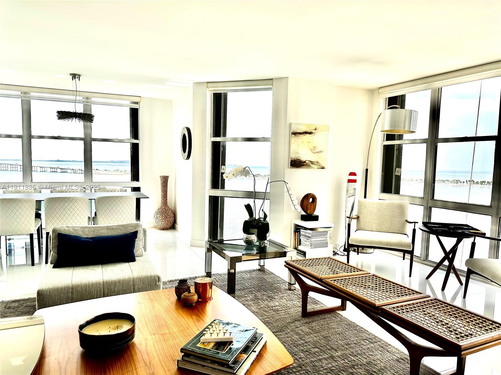 BRICKELL PLACE CONDO - Residential